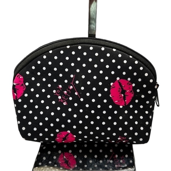 Betsey Johnson Makeup Bag - Picture 2 of 4